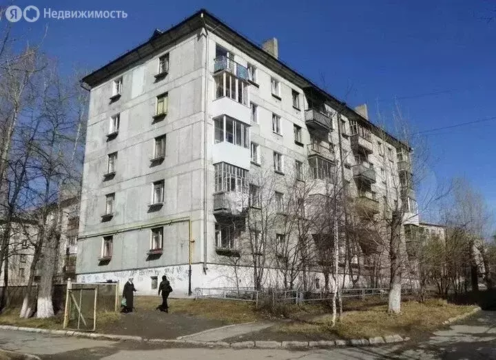 2-комнатная квартира: Краснотурьинск, Базстроевская улица, 14 (43.5 м) - Фото 0