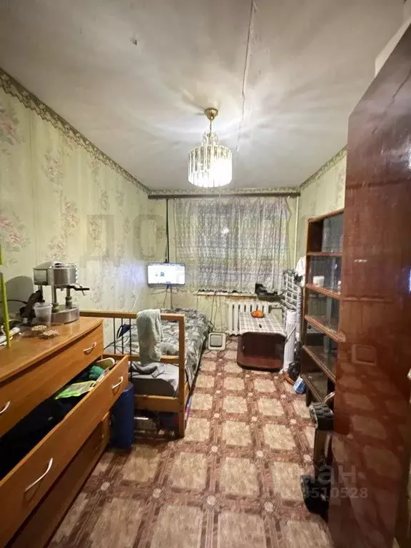 Комната Свердловская область, Екатеринбург ул. Индустрии, 31 (10.0 м) - Фото 1