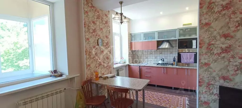 3-к кв. Волгоградская область, Волгоград Комитетская ул., 32 (69.3 м) - Фото 1