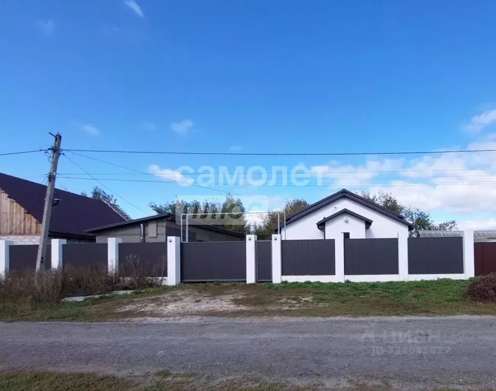 Дом в Пензенская область, Кузнецкий район, с. Каменка Озерная ул. (70 ... - Фото 2