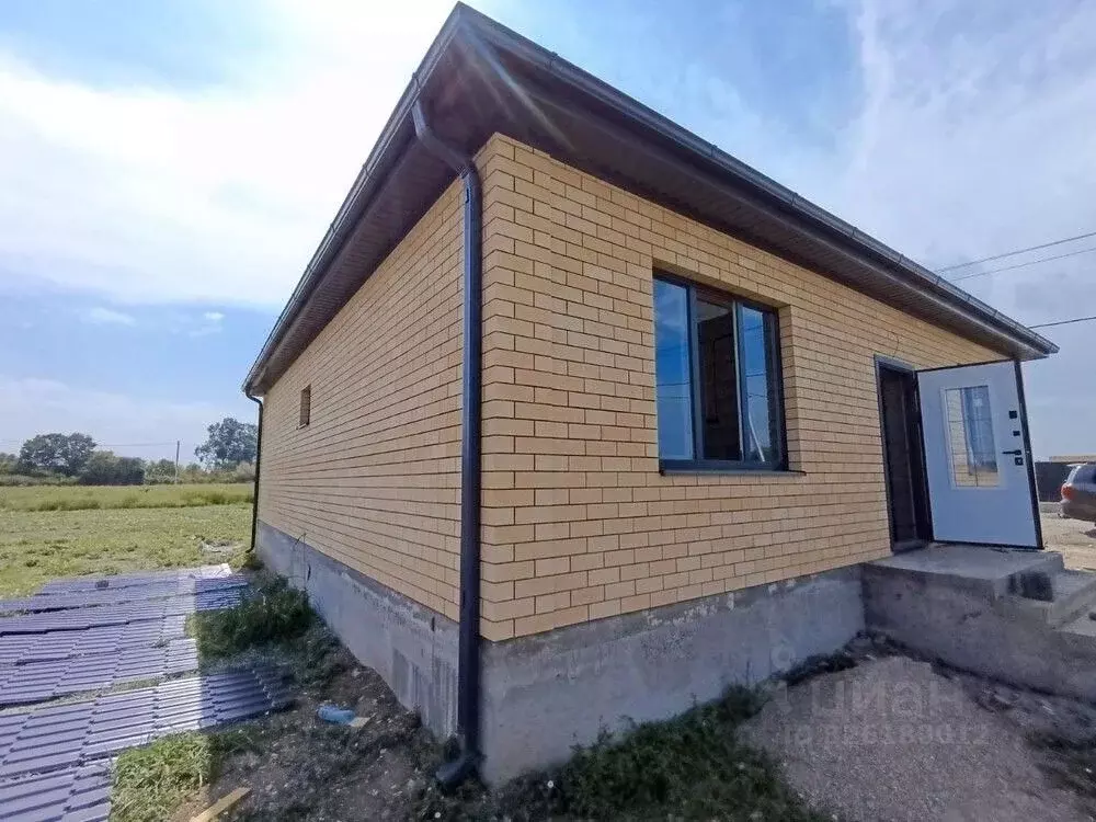 Дом в Краснодарский край, Крымск ул. Горбунова (102 м) - Фото 2