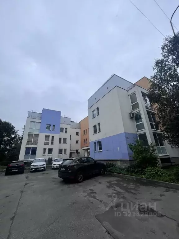 2-к кв. Ленинградская область, Гатчина ул. Чкалова, 25Б (66.0 м) - Фото 2