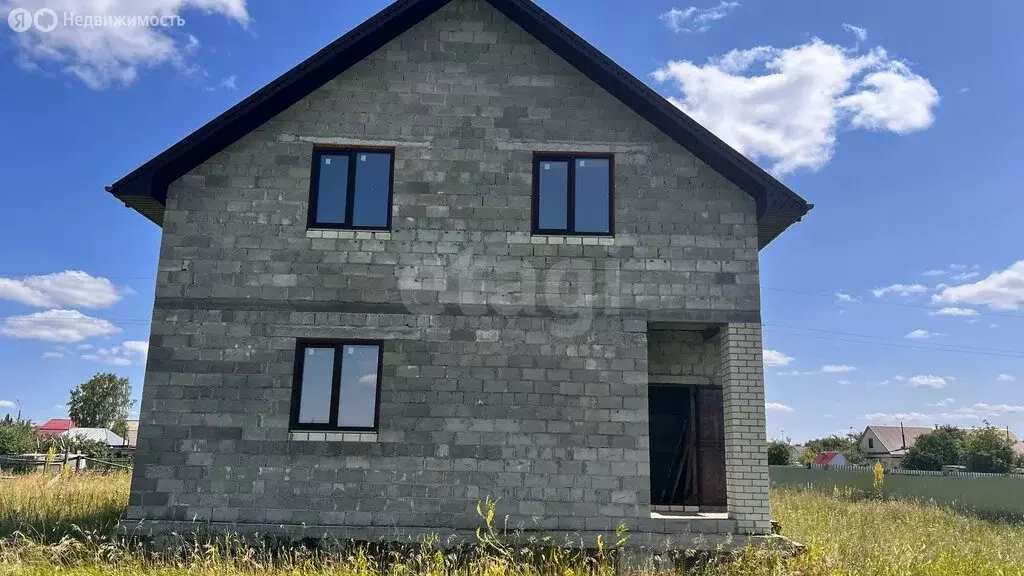 Участок в Сенгилеевский район, Красногуляевское городское поселение, ... - Фото 1