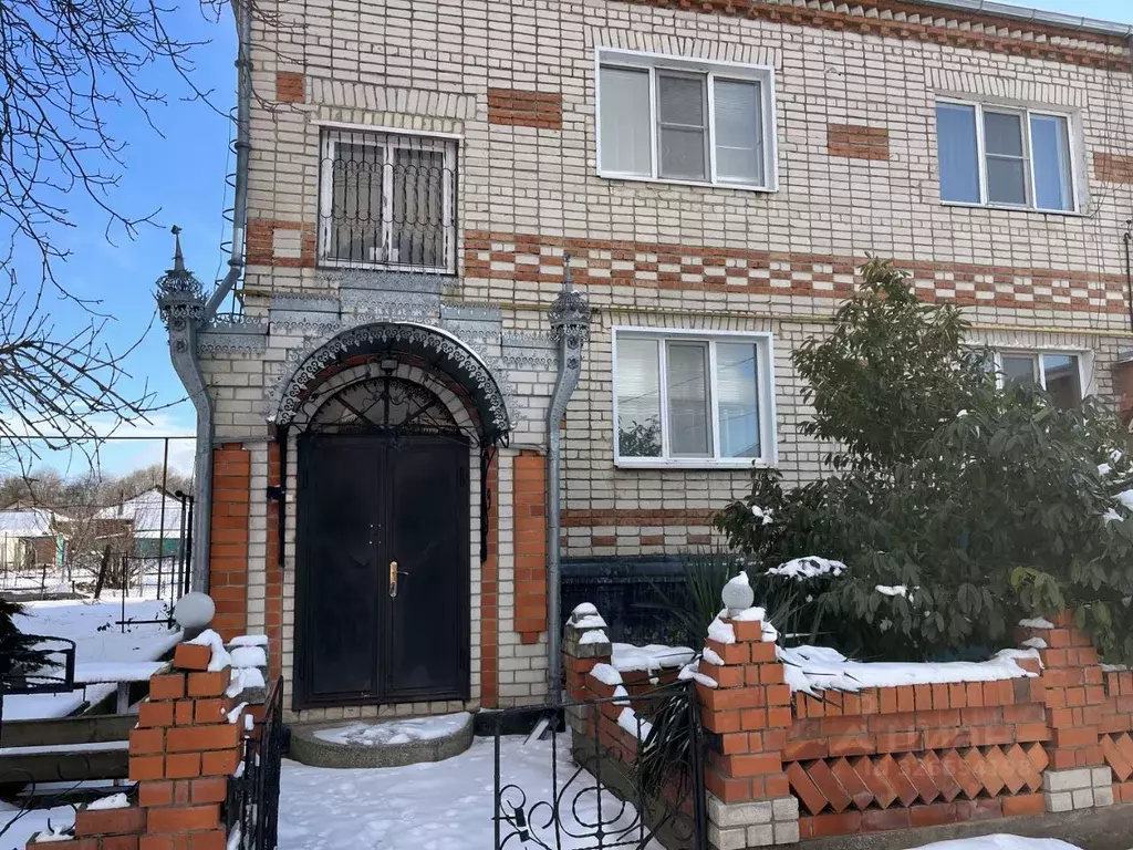 Коттедж в Краснодарский край, Лабинск Химическая ул., 65 (155 м) - Фото 1