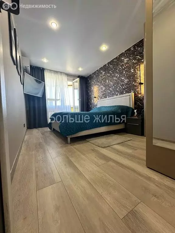 3-комнатная квартира: Волгоград, улица Рихарда Зорге, 49 (64.2 м) - Фото 1