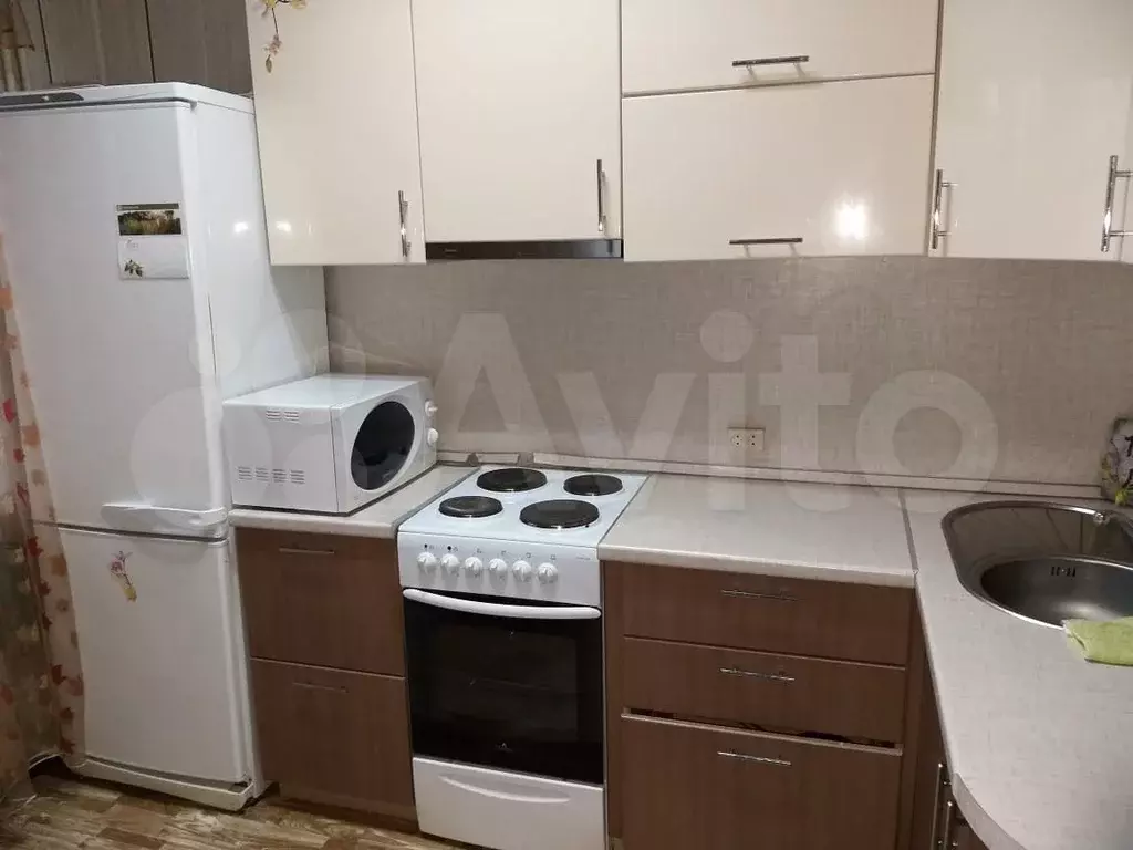 1-к. квартира, 42 м, 2/9 эт. - Фото 1