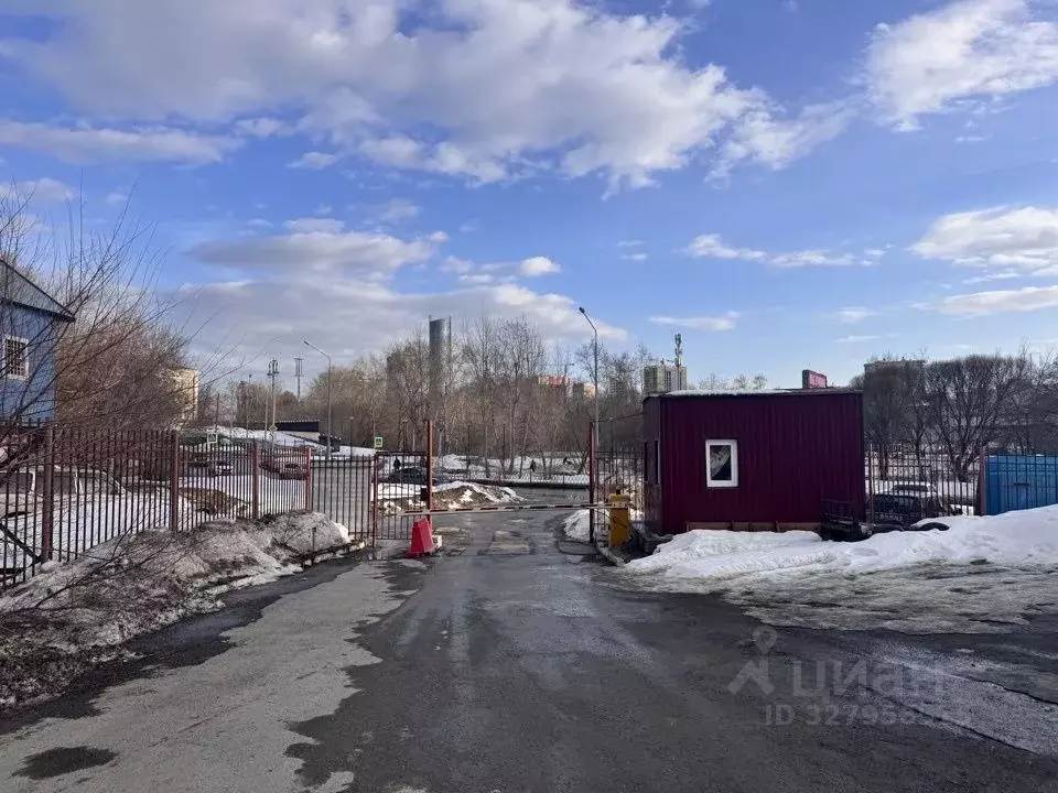 Гараж в Свердловская область, Екатеринбург ул. Машинистов, 2Ж (29 м) - Фото 2