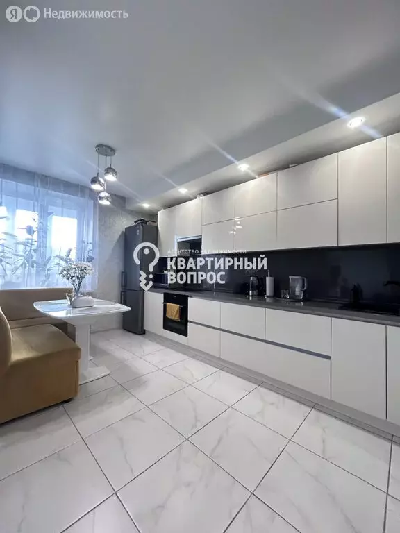 1-комнатная квартира: Саратов, 1-й проезд Строителей, 5Б (50 м) - Фото 1