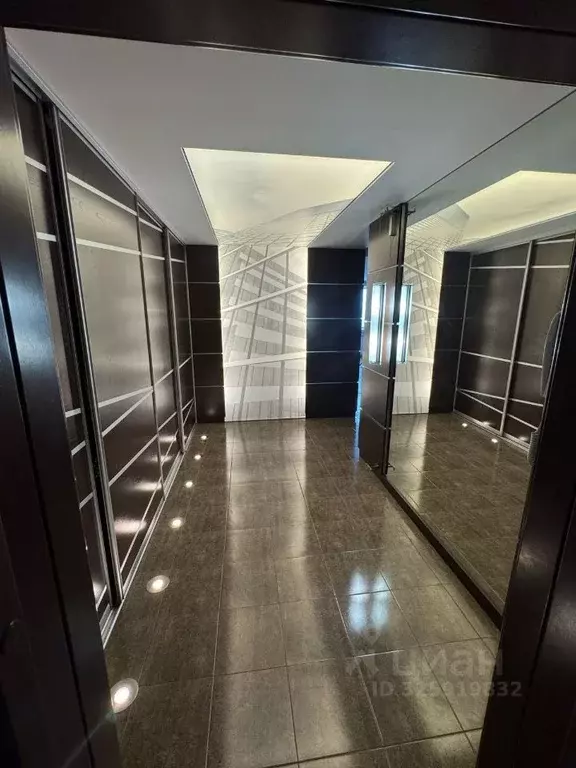 3-к кв. Омская область, Омск ул. 9-я Линия, 195 (109.6 м) - Фото 2