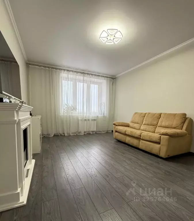 2-к кв. Омская область, Омск ул. Красный Путь, 143к3 (68.7 м) - Фото 0