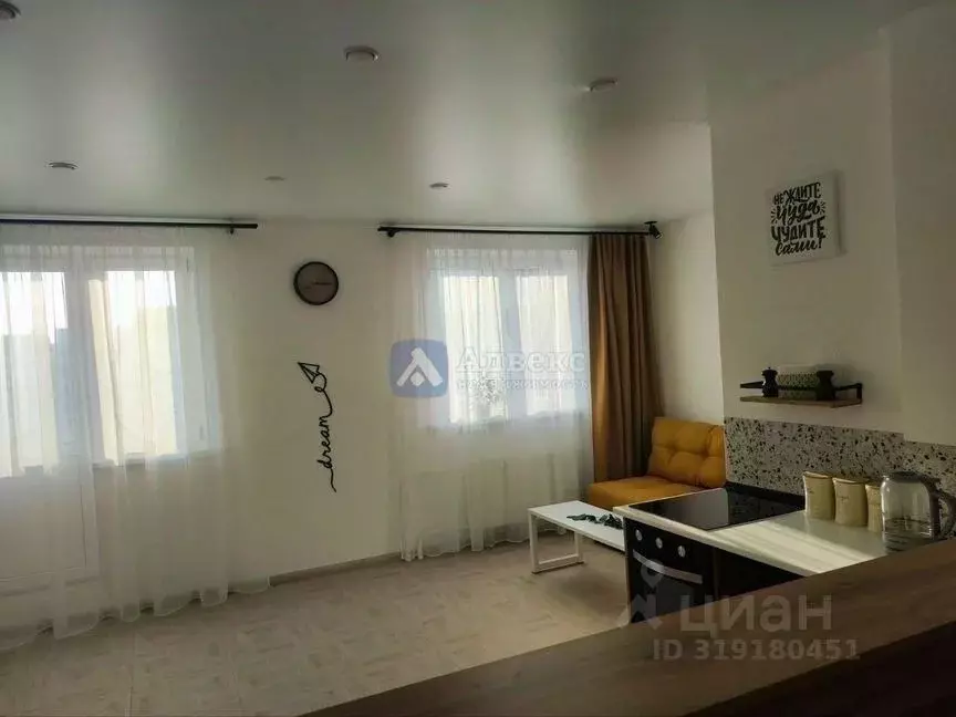 Студия Тюменская область, Тюмень ул. Пермякова, 79 (30.6 м) - Фото 0