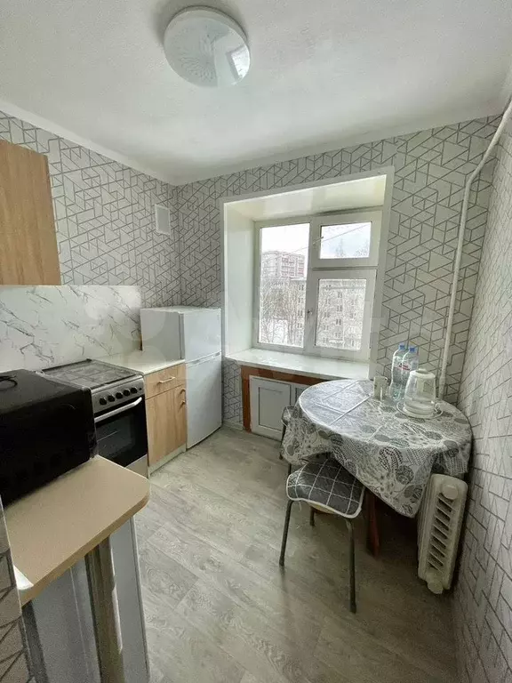 2-к. квартира, 43 м, 5/5 эт. - Фото 1