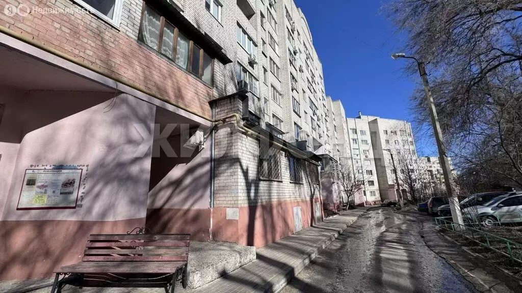 3-комнатная квартира: Белгород, Садовая улица, 120Б (66.4 м) - Фото 1