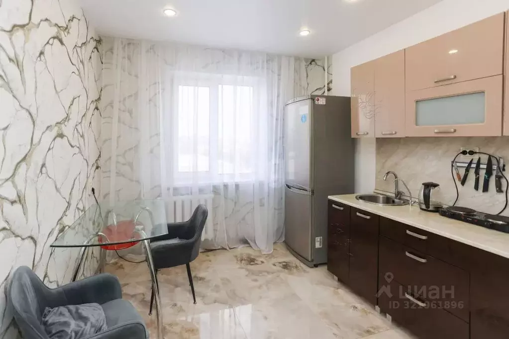 4-к кв. Хабаровский край, Хабаровск ул. Лазо, 13 (79.0 м) - Фото 0