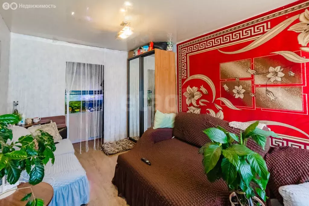 2-комнатная квартира: Комсомольск-на-Амуре, улица Розы Люксембург, 28 ... - Фото 1