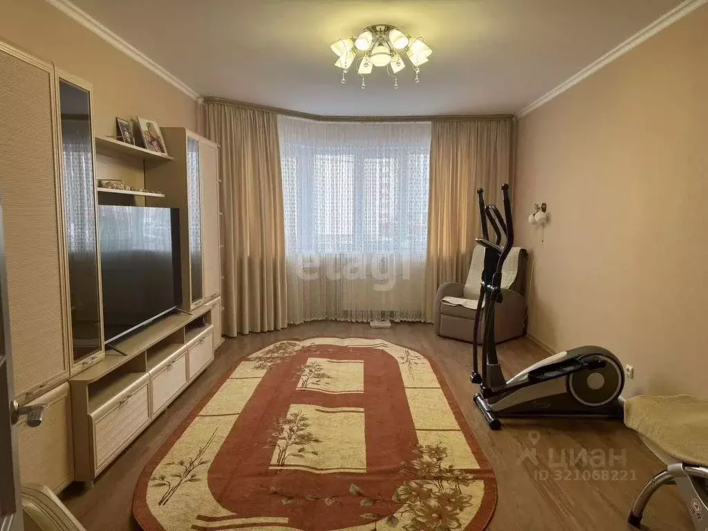 3-к кв. Белгородская область, Старый Оскол Степной мкр, 7 (98.0 м) - Фото 0