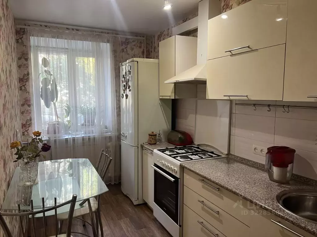 2-к кв. Саратовская область, Саратов Береговая ул., 1/15 (50.1 м) - Фото 2