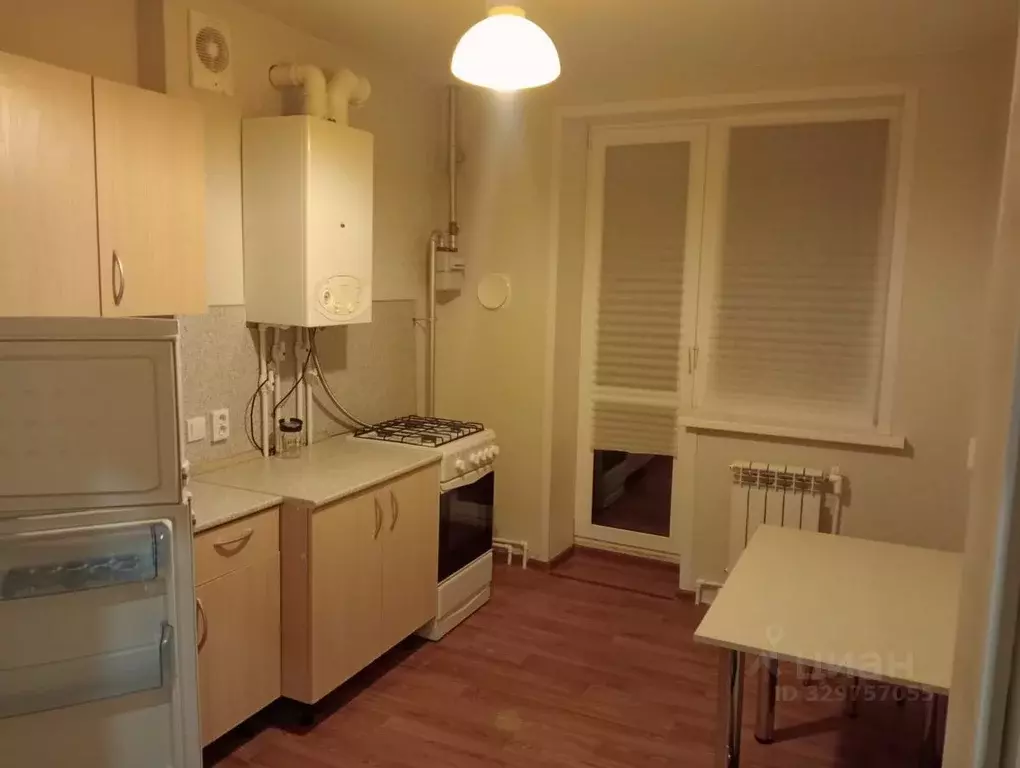 1-к кв. Волгоградская область, Волгоград ул. Добрушина, 28 (34.0 м) - Фото 1