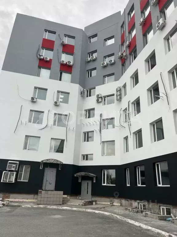 Офис в Тюменская область, Тюмень ул. Республики, 250Б (303 м) - Фото 1