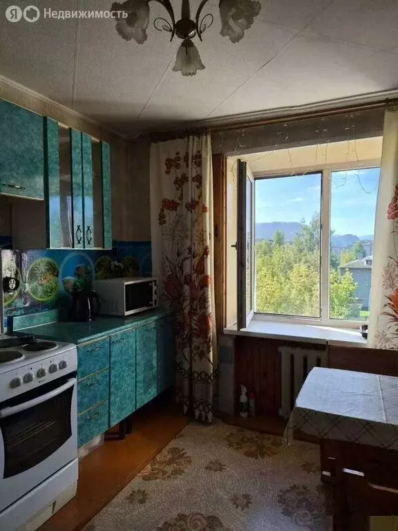 2-комнатная квартира: Абаза, улица Ленина, 1Б (54 м) - Фото 1