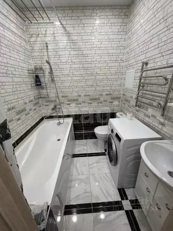 Студия Ханты-Мансийский АО, Сургут ул. Мелик-Карамова, 4 (28.0 м) - Фото 1