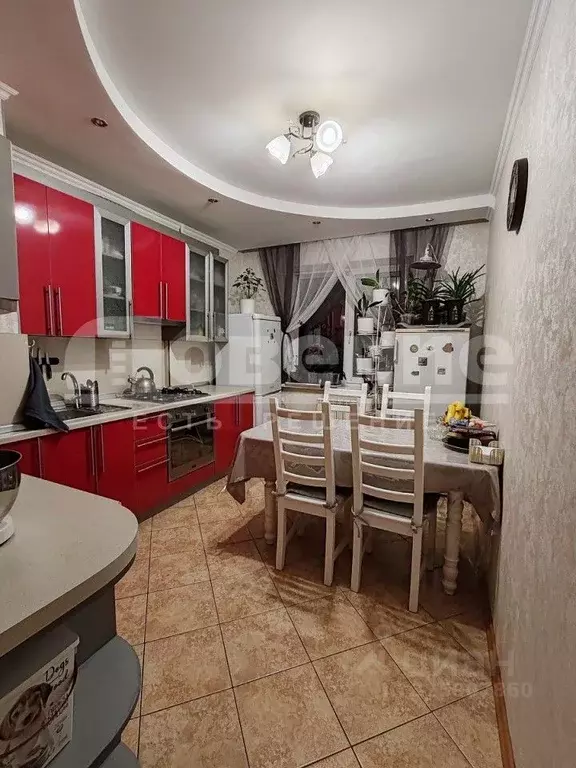 3-к кв. Омская область, Омск Омская ул., 152 (63.0 м) - Фото 2