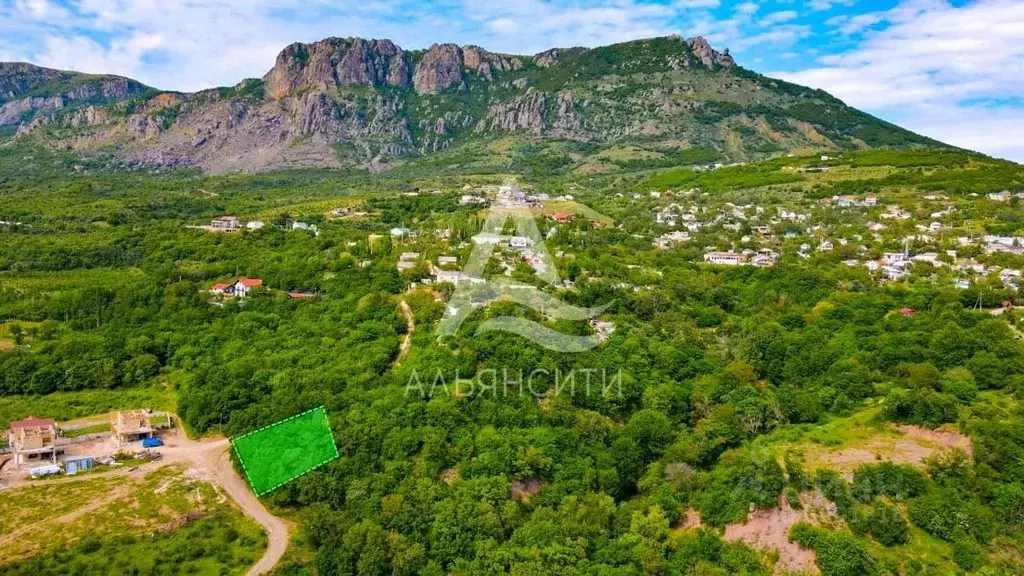 Участок в Крым, Алушта городской округ, с. Лучистое, Хармониум ... - Фото 0