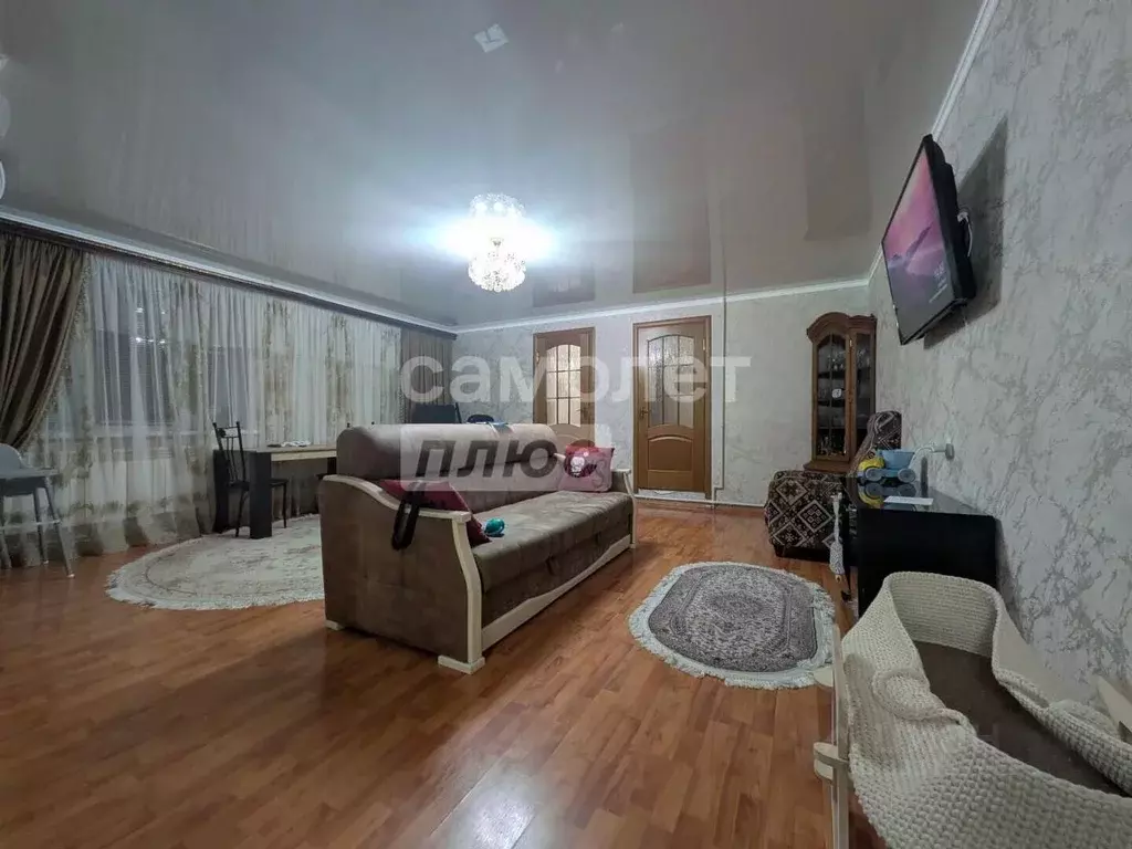 3-к кв. Дагестан, Дербент ул. Гейдара Алиева, 10 (83.0 м) - Фото 1