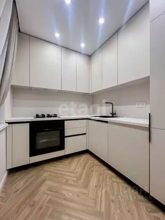 3-к кв. Ярославская область, Ярославль ул. Чехова, 25 (51.7 м) - Фото 1