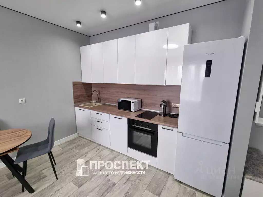 1-к кв. Башкортостан, Стерлитамак Интернациональная ул., 63 (32.4 м) - Фото 1