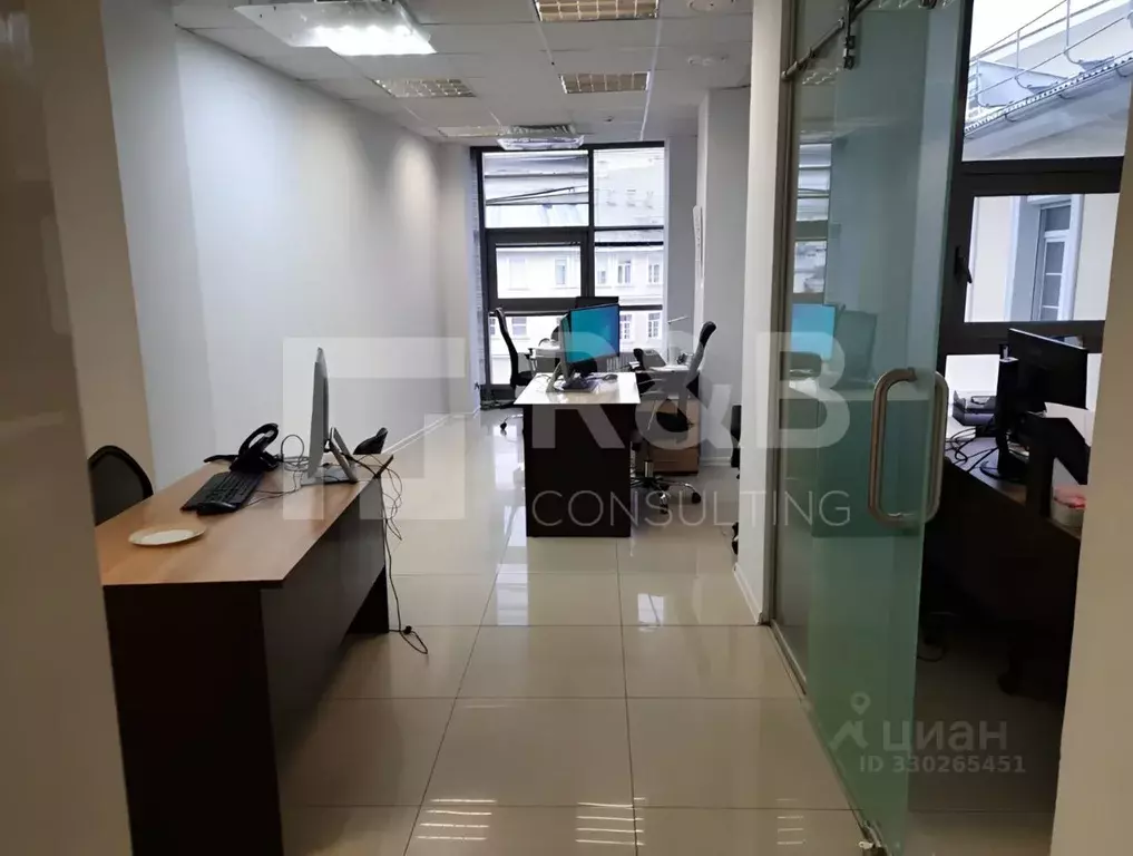Офис в Москва ул. Остоженка, 10 (240 м) - Фото 1
