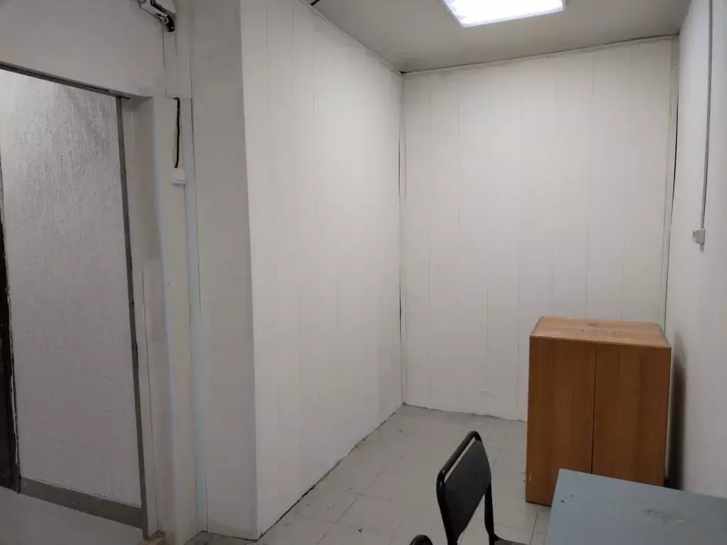Офис в Свердловская область, Екатеринбург ул. Первомайская, 70 (12 м) - Фото 1