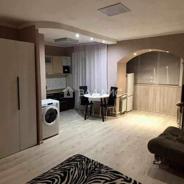 1-к кв. Бурятия, Улан-Удэ ул. Ленина, 9 (35.0 м) - Фото 2