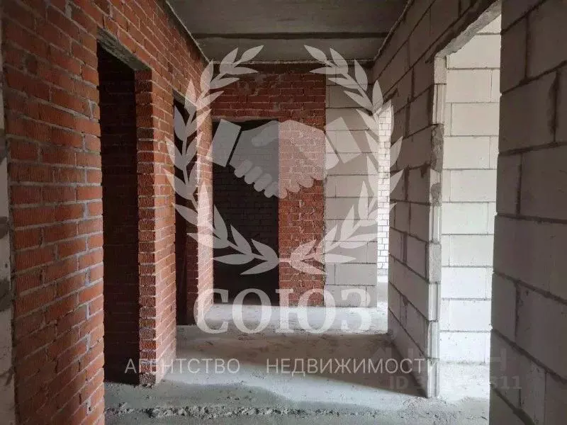 1-к кв. Калужская область, Калуга ул. Адмирала Сенявина, 1 (42.0 м) - Фото 2