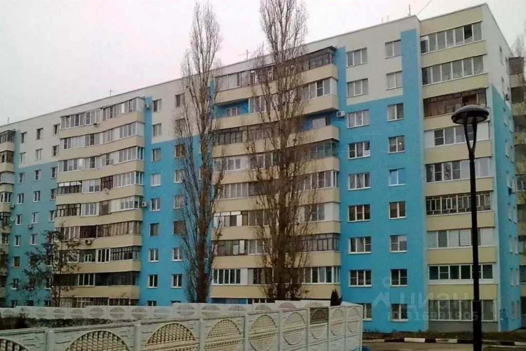 3-к кв. Белгородская область, Старый Оскол Жукова мкр, 26 (61.9 м) - Фото 0