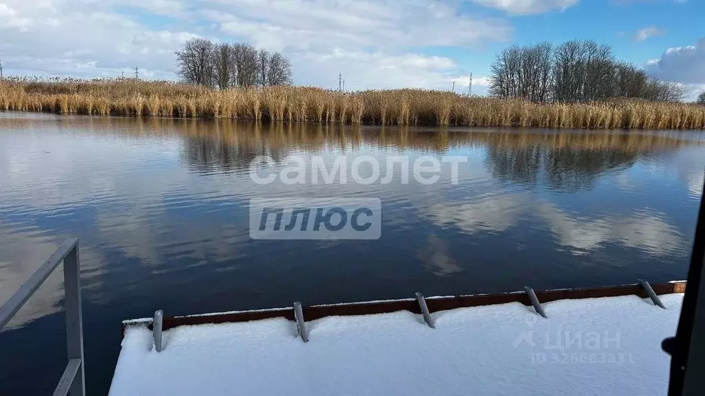 Дом в Краснодарский край, Динской район, Новотитаровская ст-ца ул. ... - Фото 1