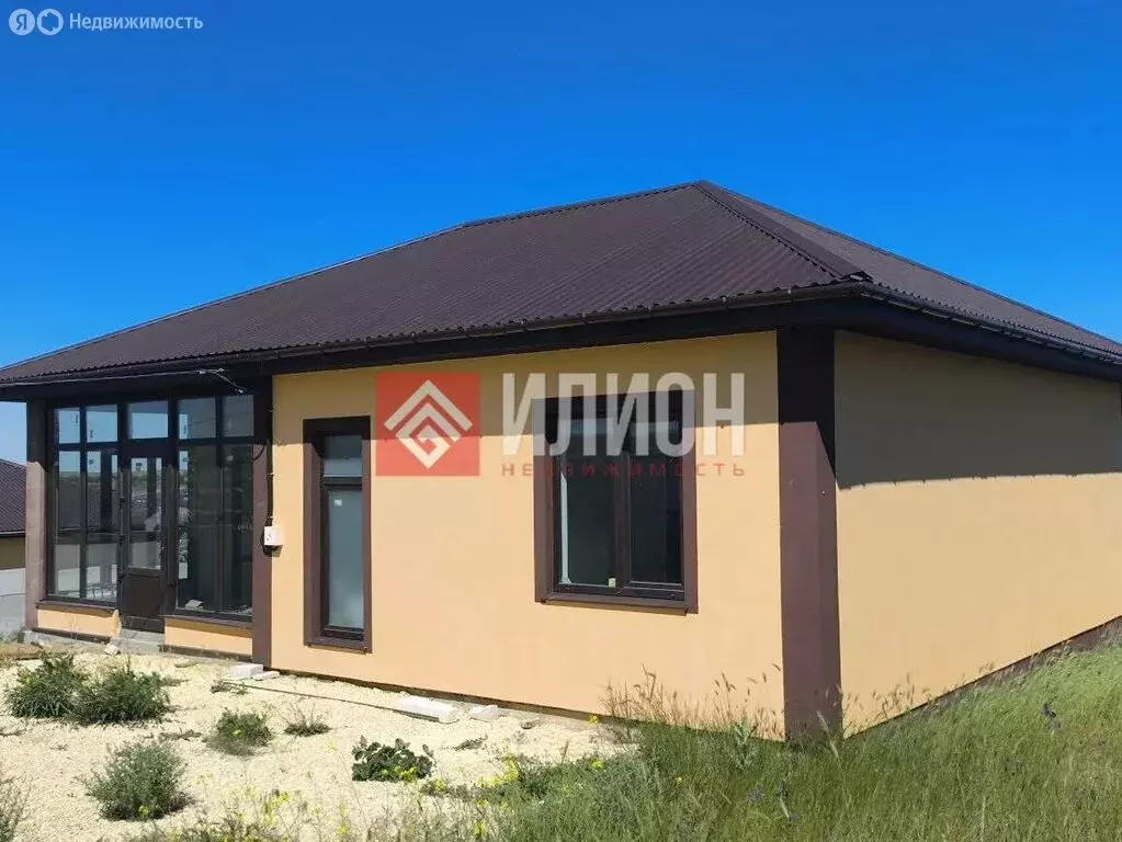 Дом в Урожайное, улица Амет-Хана Султана, 26Б (90 м) - Фото 1