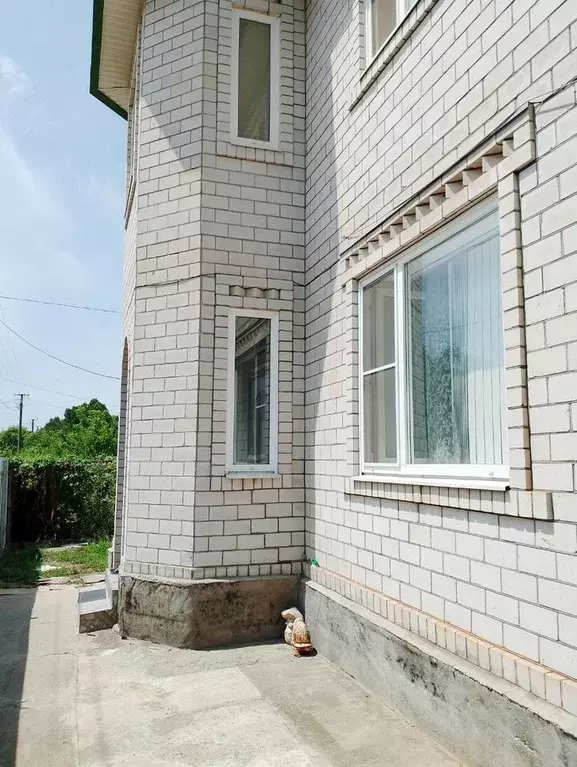 Дом в Краснодарский край, Кропоткин Кавказский район, Центральная ул. ... - Фото 2