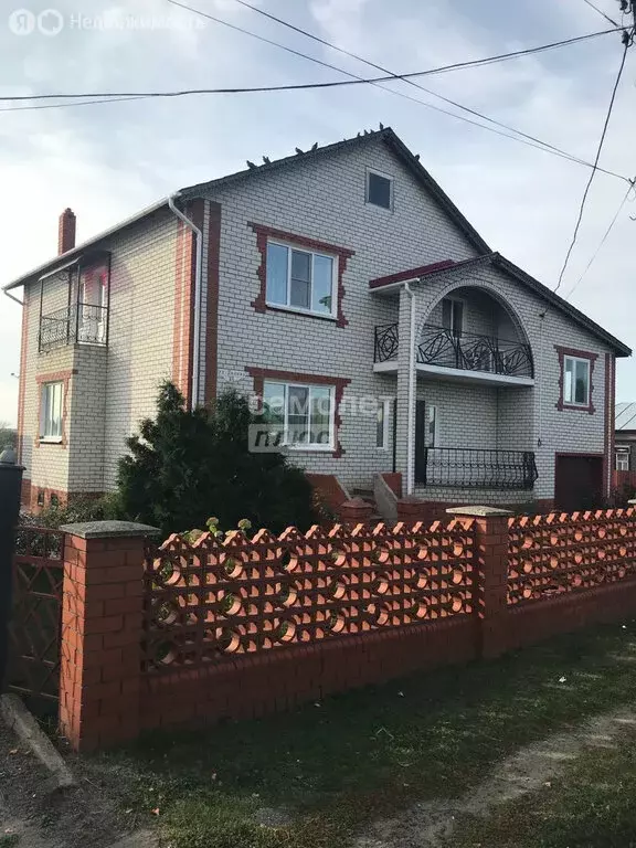 Дом в село Починки, улица Ленина, 86 (190 м) - Фото 1