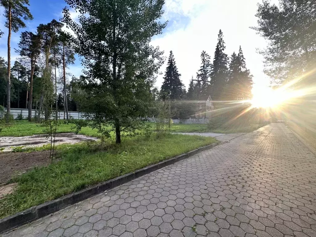 Участок в Московская область, Одинцовский городской округ, пос. . - Фото 1