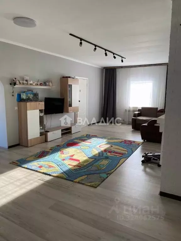 Дом в Бурятия, Тарбагатайский район, Саянтуйское с/пос, с. Нижний ... - Фото 1