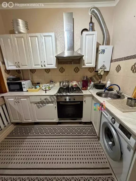 3-комнатная квартира: Элиста, улица 8 Марта, 59 (72.4 м) - Фото 2