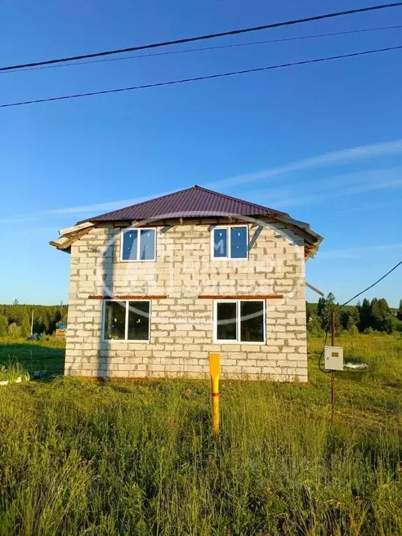 Дом в Удмуртия, Завьяловский район, д. Подшивалово ул. Цветочная, 27 ... - Фото 0