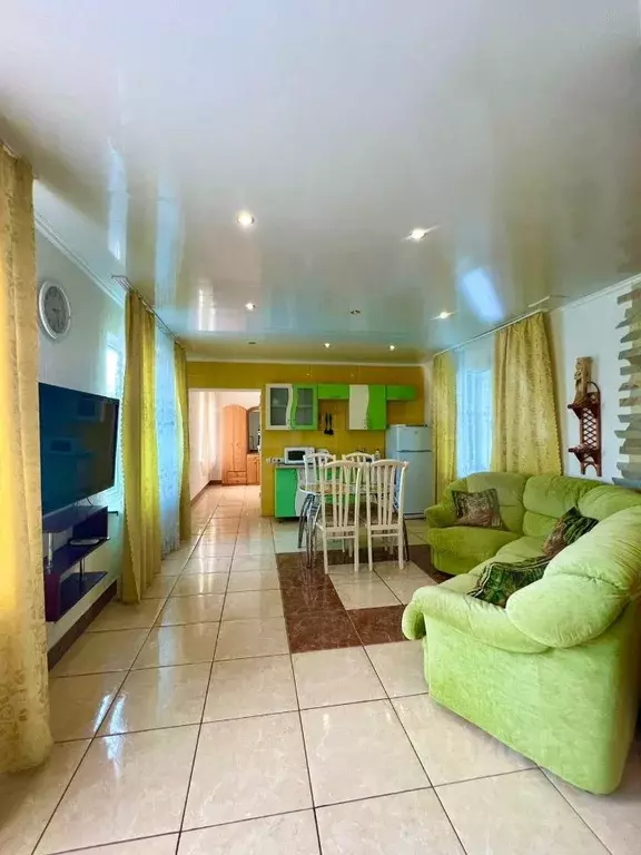 Комната Крым, Сакский район, Новофедоровка пгт ул. Кирова, 16 (50.0 м) - Фото 1