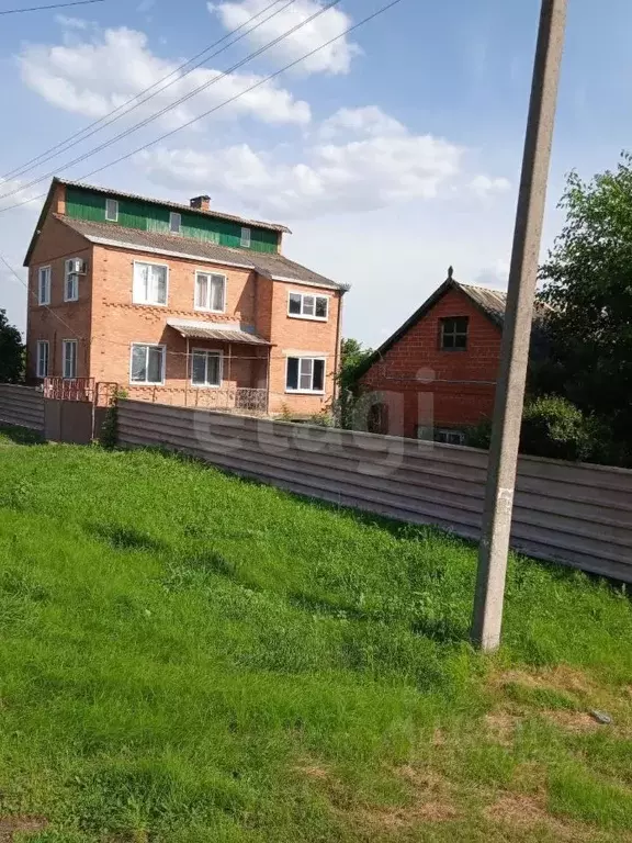 Дом в Ростовская область, Усть-Донецкий район, Мелиховская ст-ца ... - Фото 1