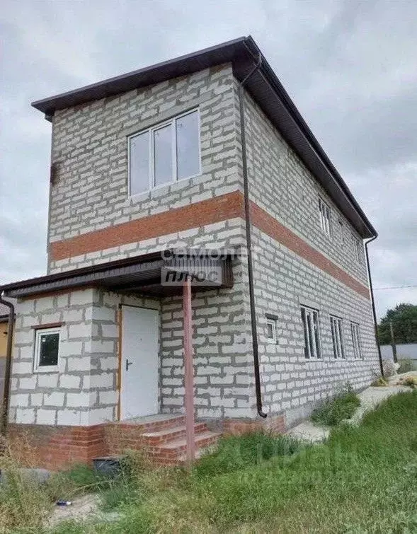 Дом в Курская область, Курский район, Моковский сельсовет, д. 2-я ... - Фото 1