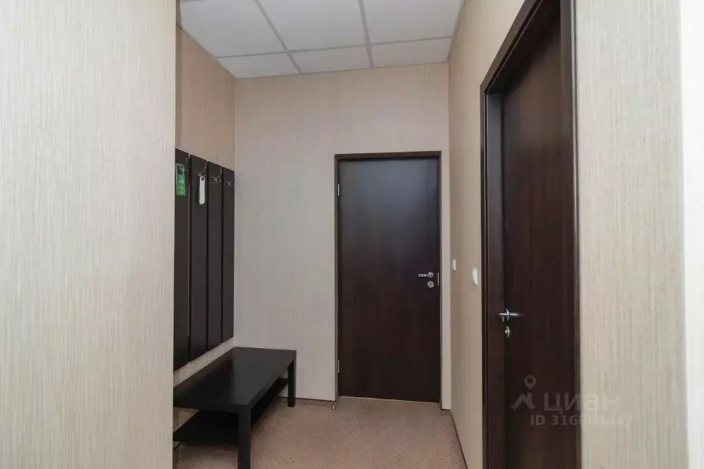 Комната Ханты-Мансийский АО, Ханты-Мансийск ул. Энтузиастов, 14 (17.0 ... - Фото 1