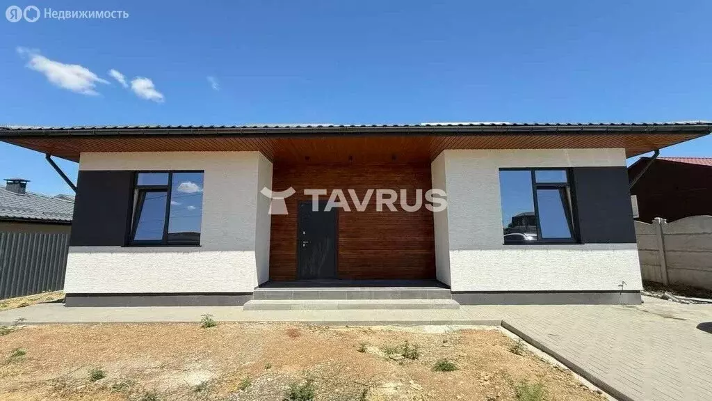 Дом в Молодёжное, Земляничная улица, 2 (140 м) - Фото 1