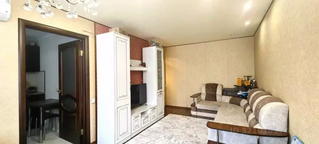 2-к кв. Омская область, Омск ул. Гусарова, 117 (43.1 м) - Фото 0