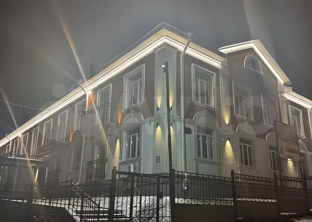 3-к. квартира, 94,2 м, 1/2 эт. - Фото 0